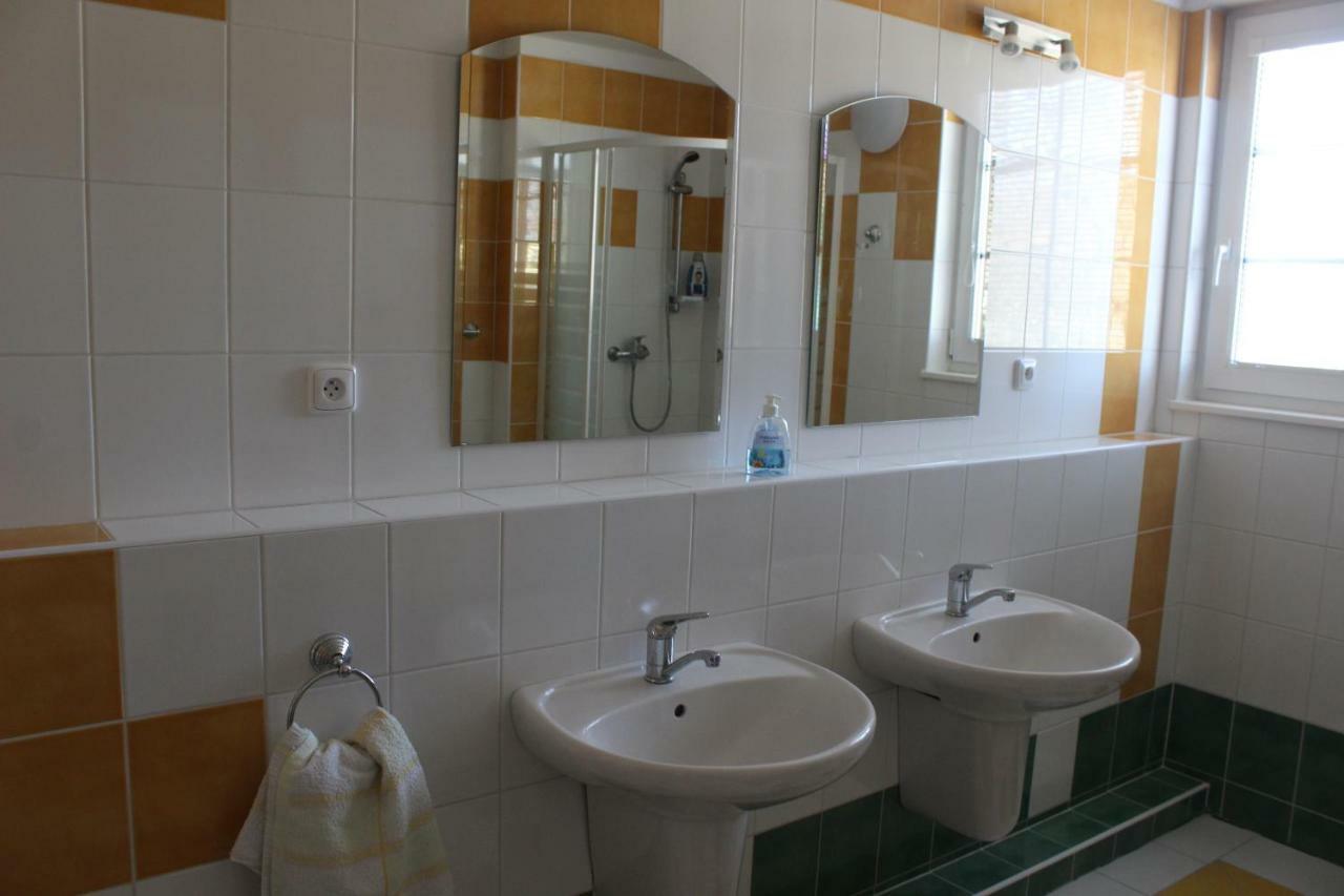 V Podskali Apartment *